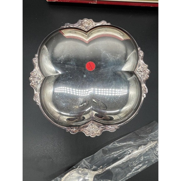 Vtg International Deep Silver Empress Elegant Party Set Relish Tray Spoon w/ Box - Picture 5 of 6